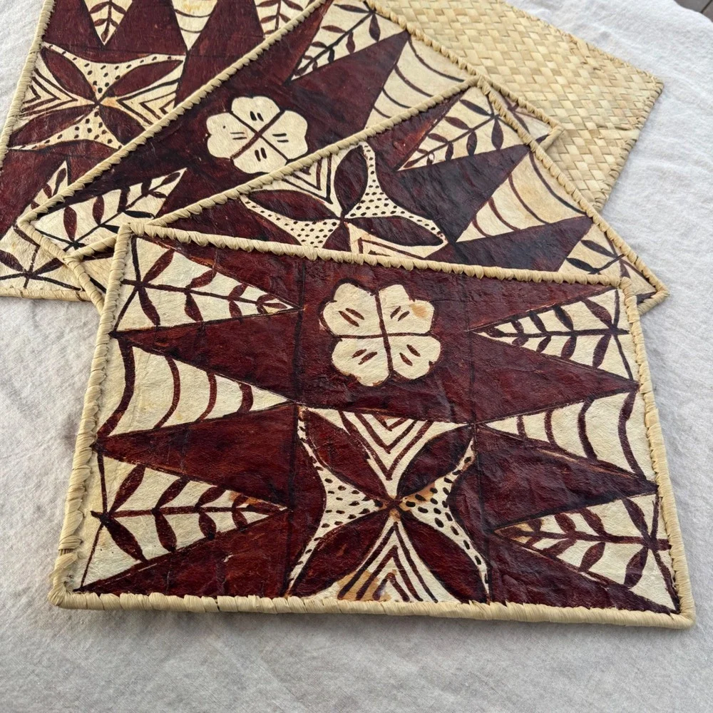 N/A vintage tapa